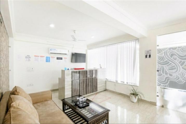 Отель Rbm Residency Гургаон Экстерьер фото